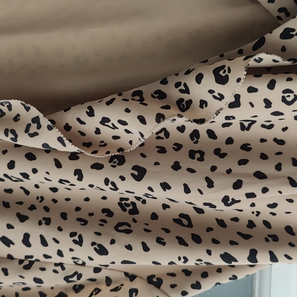 Sunday best leopard mini dress - Picture 2 of 4